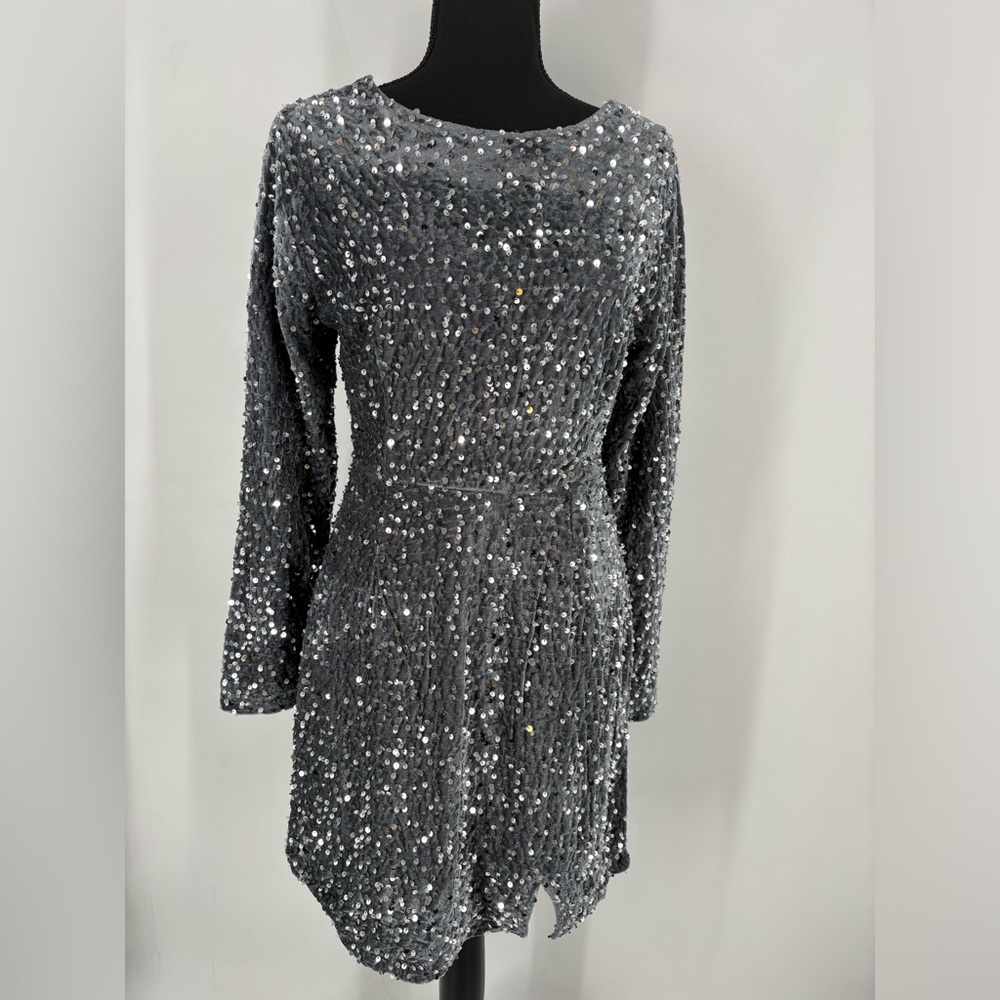 R Vivimos Grey Sequined Dress (B36)